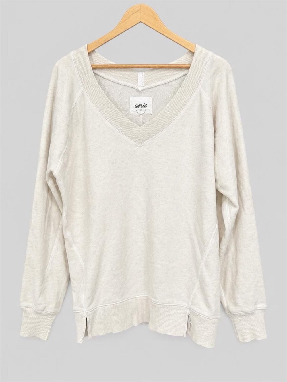 aerie Cream V-Neck Lightweight Pullover Sweater